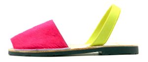 4053 Avarca pony fucsia