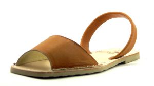 3661 Escotada Cognac